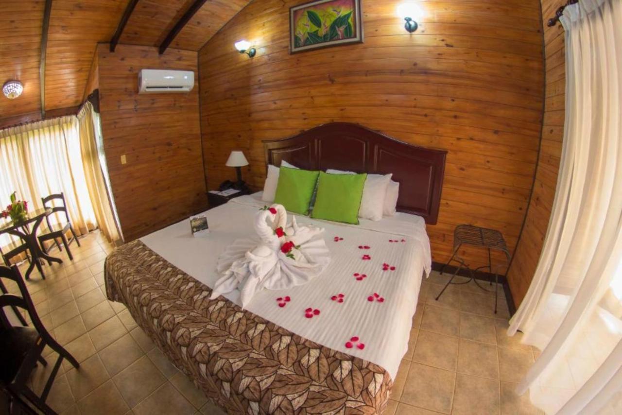 Montana De Fuego Mountain Resort & Spa La Fortuna Номер фото