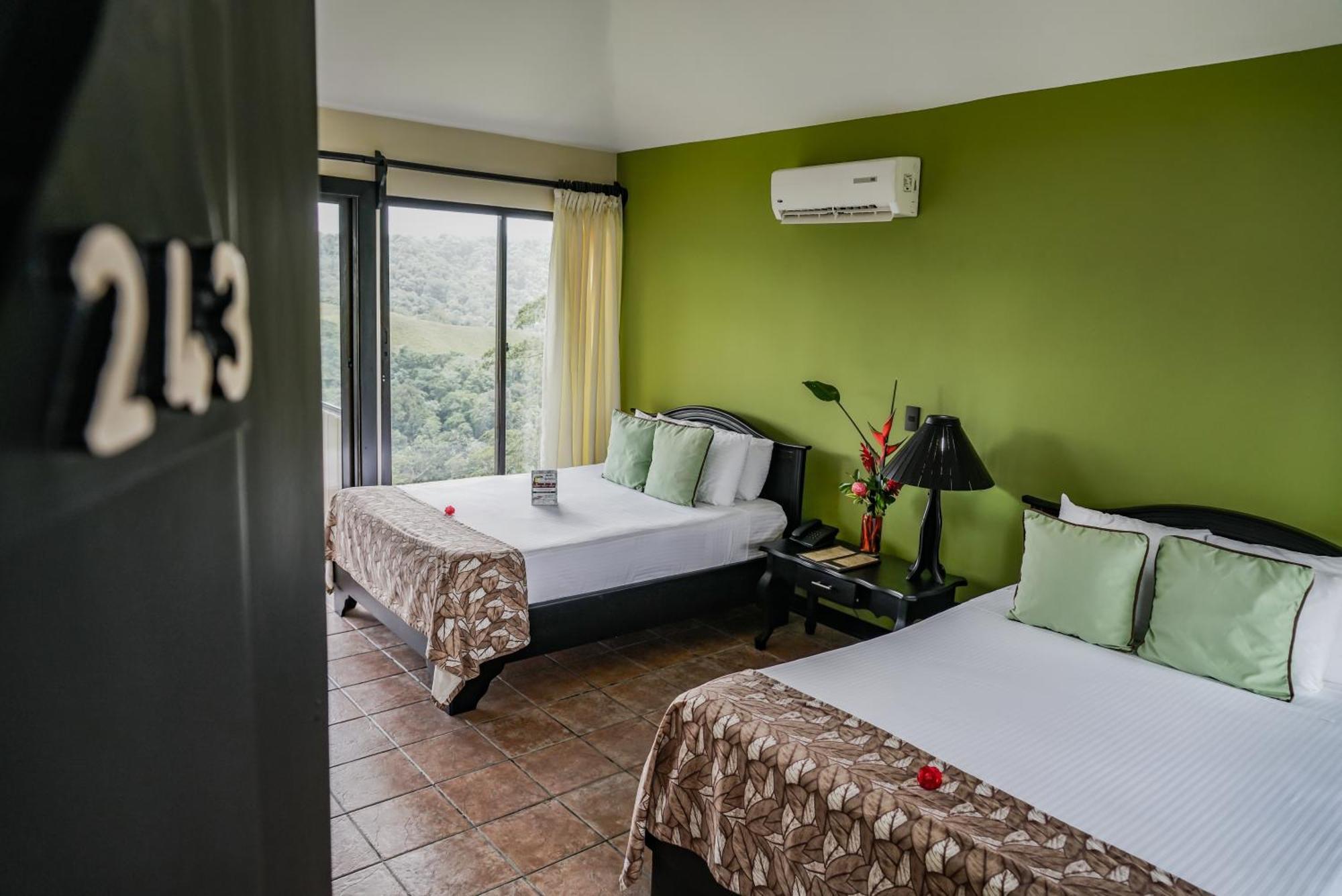 Montana De Fuego Mountain Resort & Spa La Fortuna Номер фото