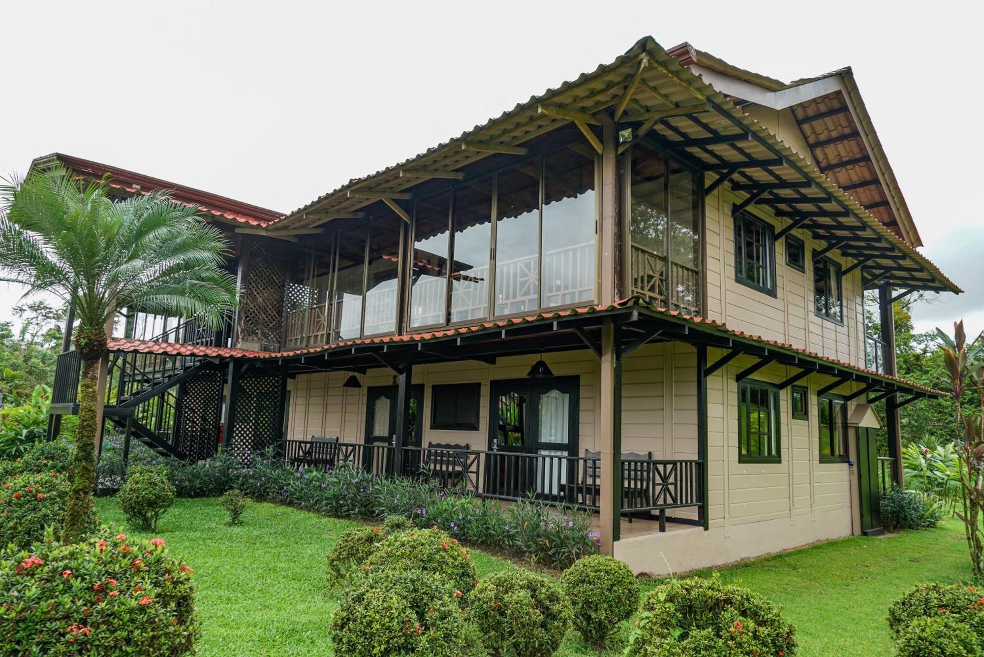 Montana De Fuego Mountain Resort & Spa La Fortuna Номер фото